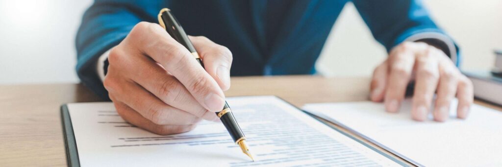 Hire a Personal Injury Lawyer Or Handle Your Own Claim?